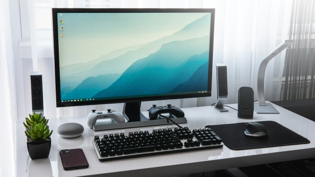 デスクトップPCワークステーションのイメージ